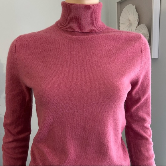 Lord & Taylor cashmere long‎ sleeve dusty rose women’s medium turtleneck sweater - Picture 1 of 9